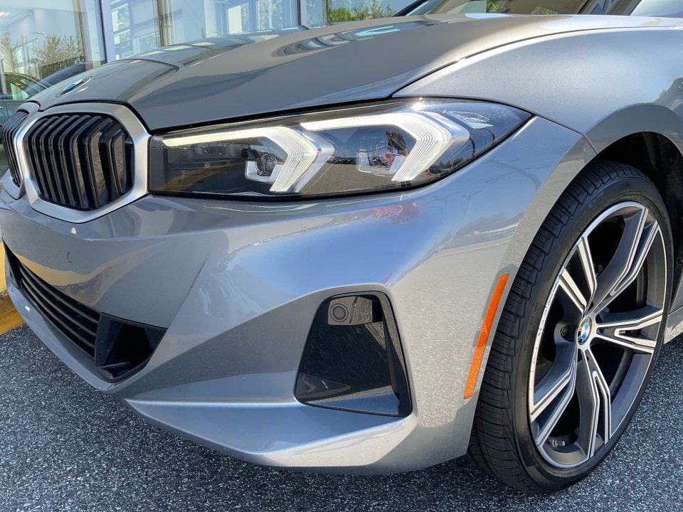Used 2023 BMW 330i xDrive Sedan w/ Premium Package AWD/4WD image 24