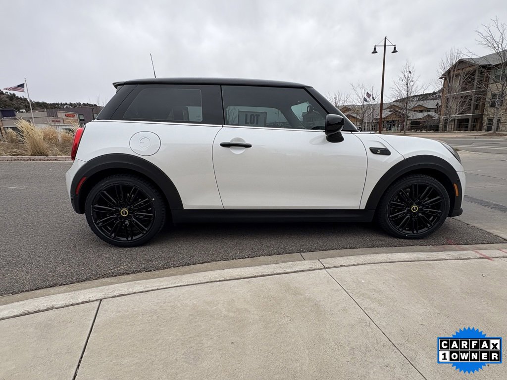 Used 2024 MINI Cooper SE image 12