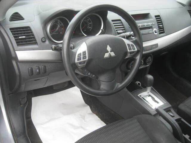 Used 2013 Mitsubishi Lancer SE image 13