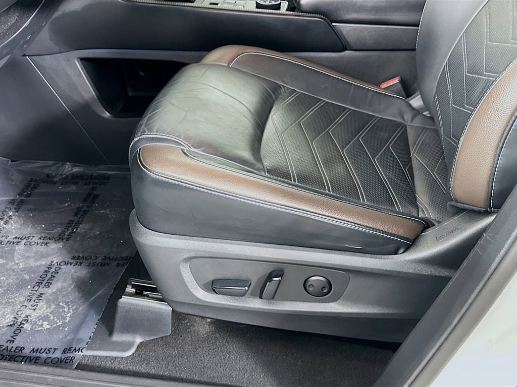 Certified 2023 Nissan Pathfinder Platinum image 29