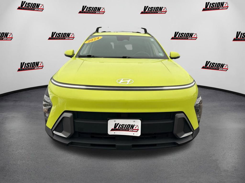Used 2024 Hyundai Kona SEL video 2