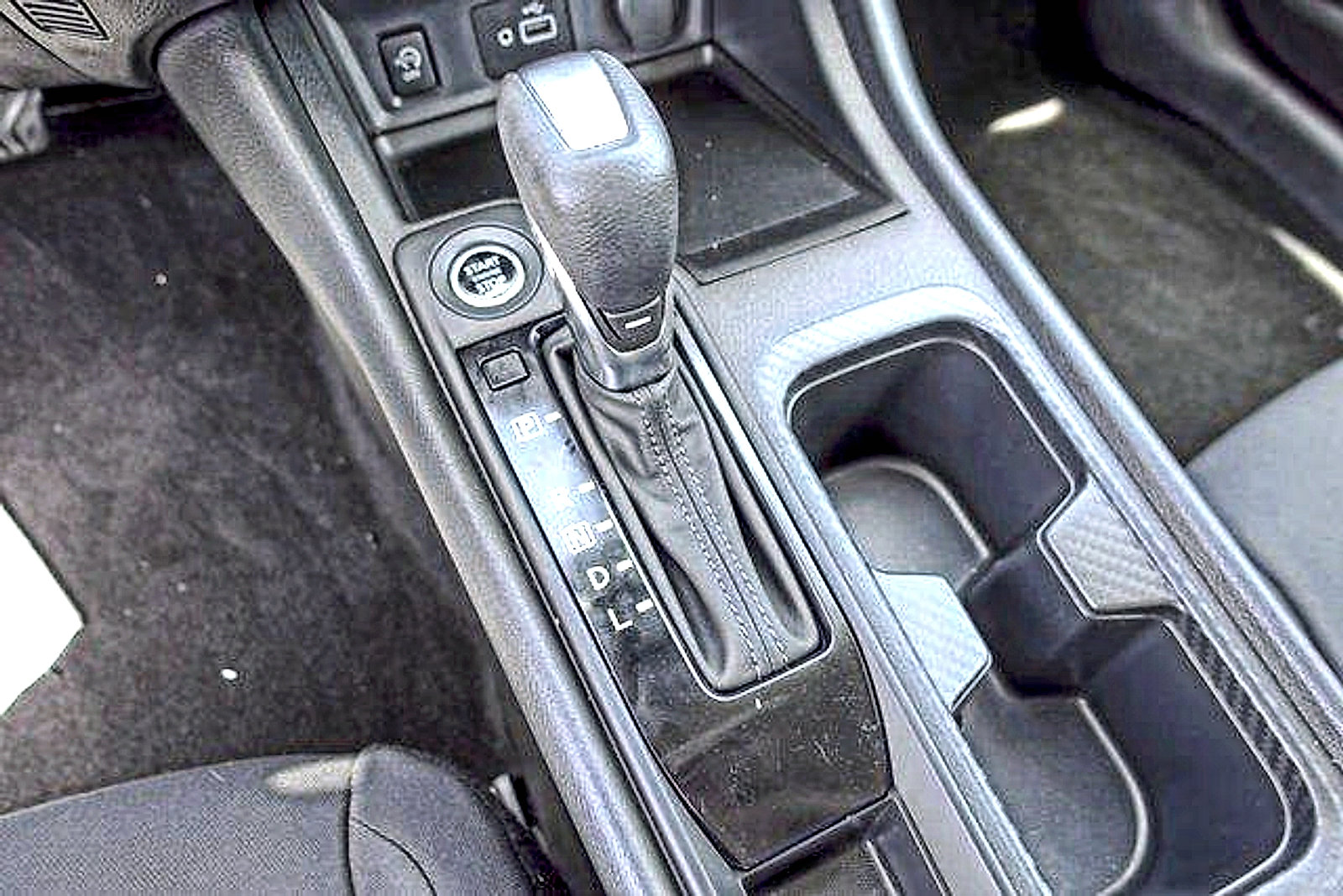 Used 2024 Nissan Sentra S FWD image 19