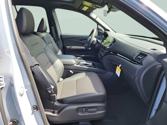 New 2026 Honda Ridgeline Black Edition image 14