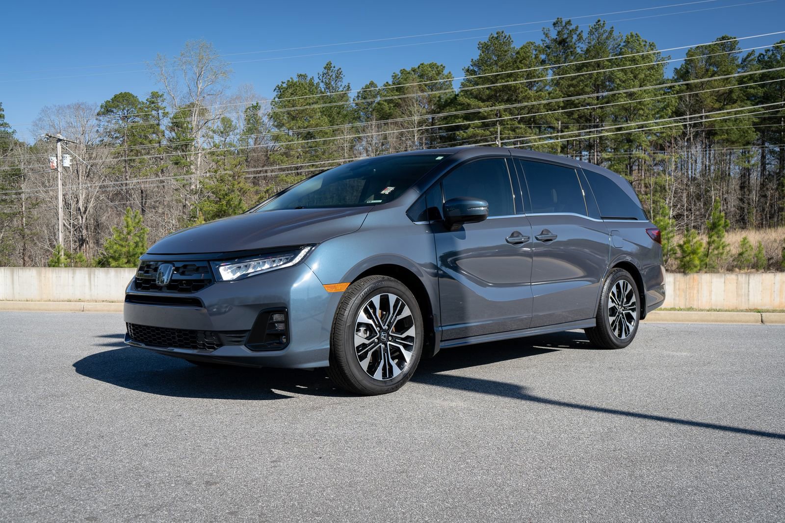Used 2026 Honda Odyssey Elite image 3