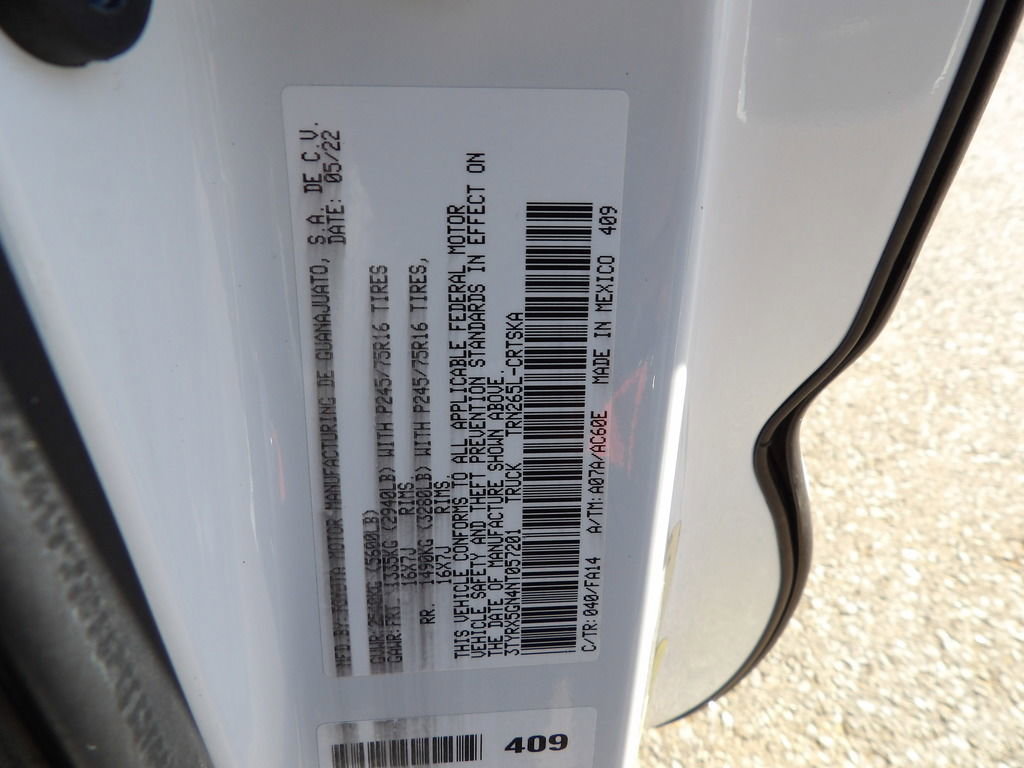 Used 2022 Toyota Tacoma SR image 52