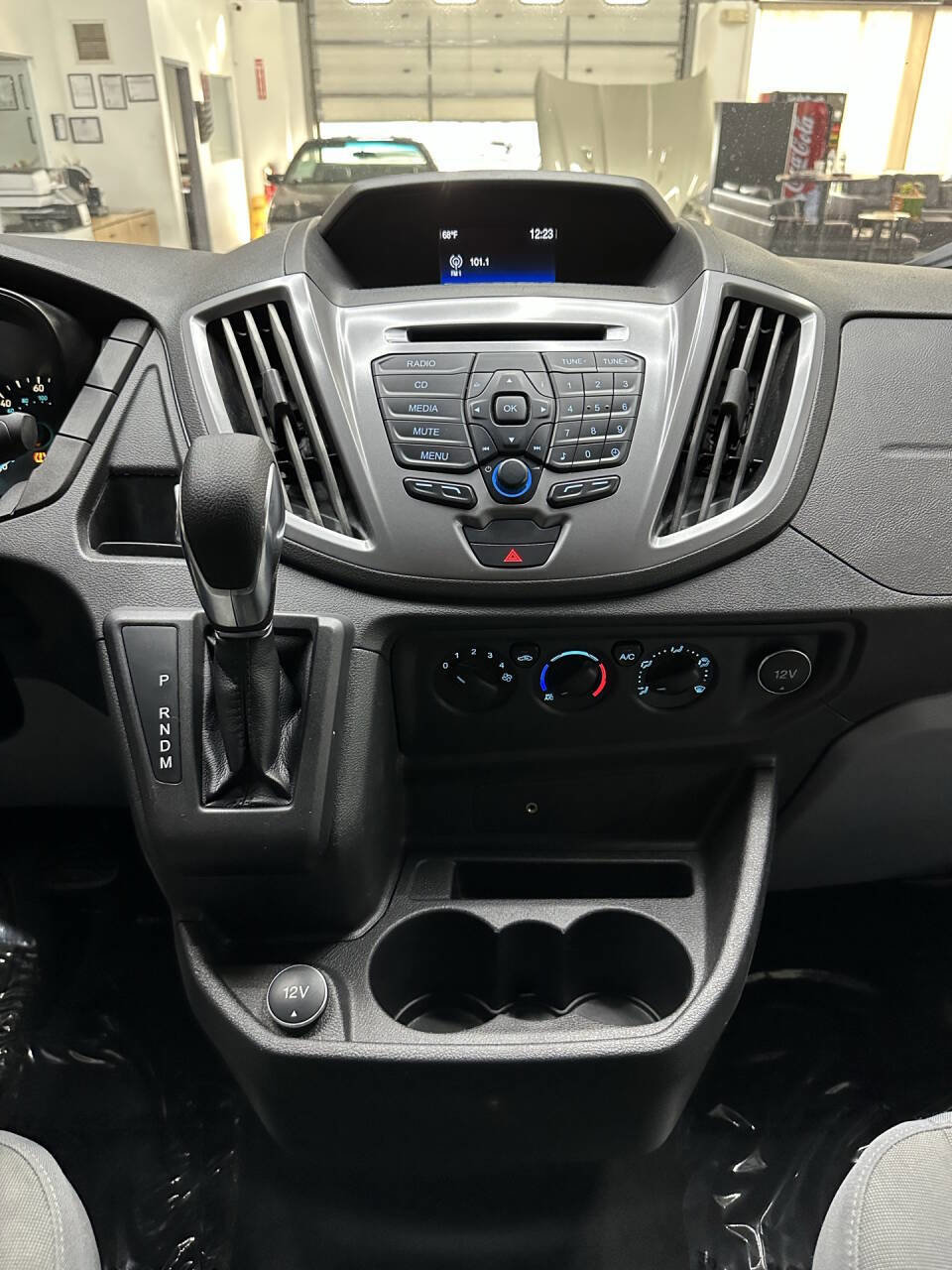 Used 2019 Ford Transit 350 XLT image 26