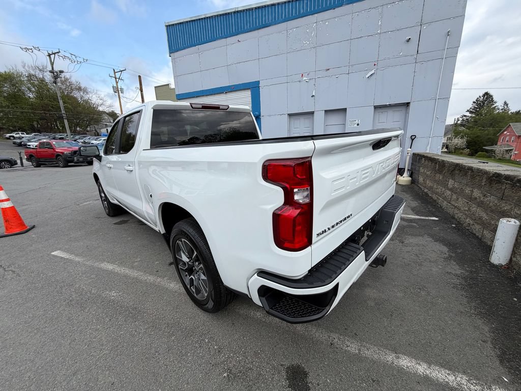 Used 2023 Chevrolet Silverado 1500 RST w/ Z71 Off-Road Package AWD/4WD image 3