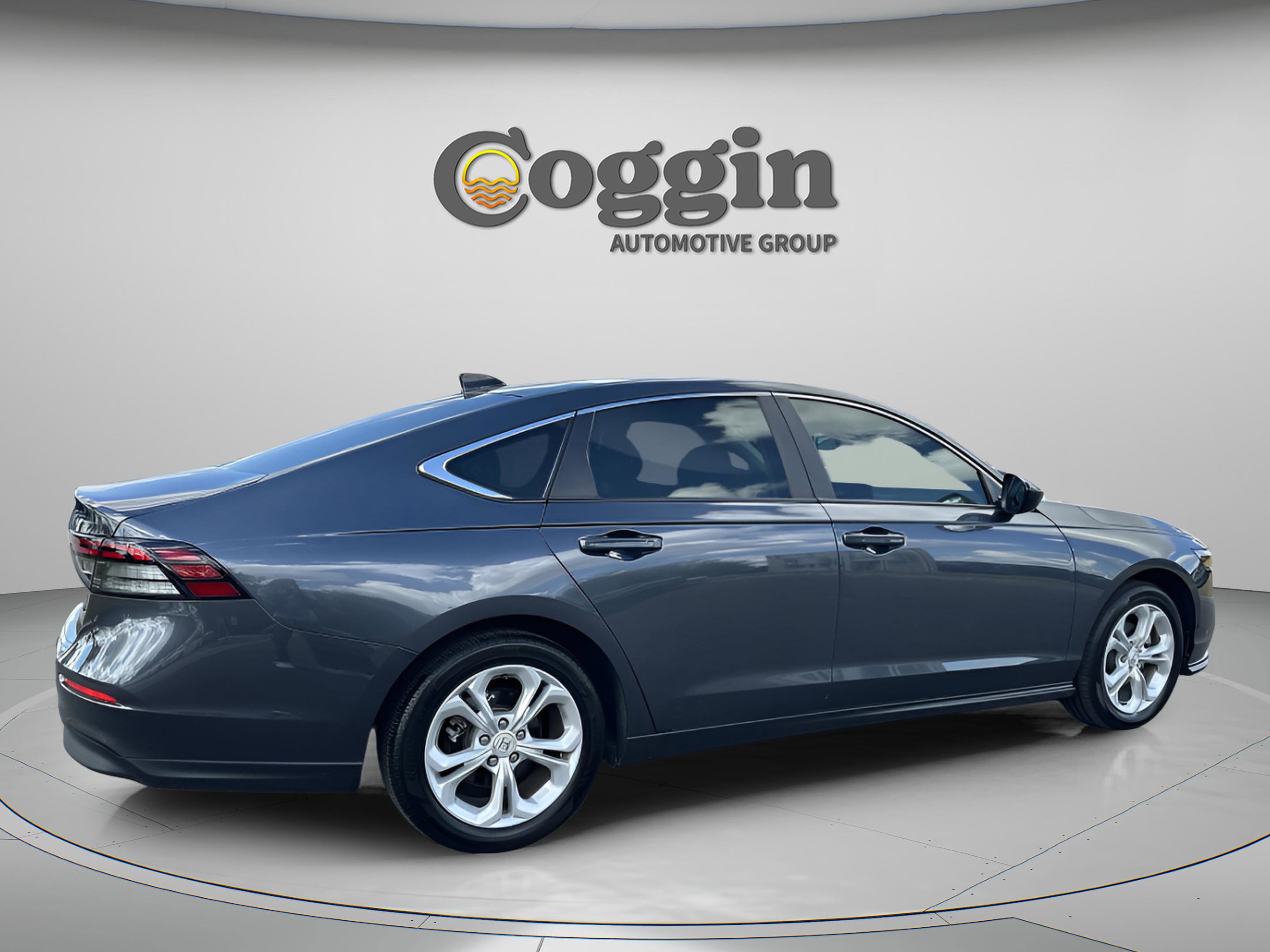 Certified 2023 Honda Accord LX image 6