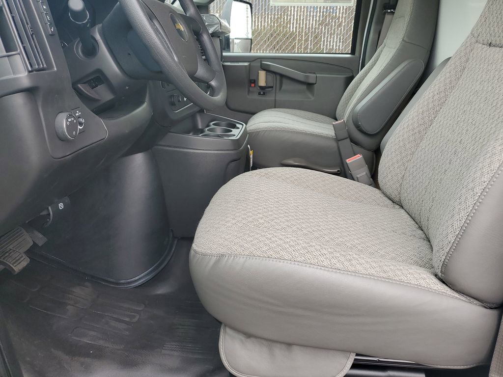 New 2026 Chevrolet Express 3500 w/ Power Convenience Package RWD image 11