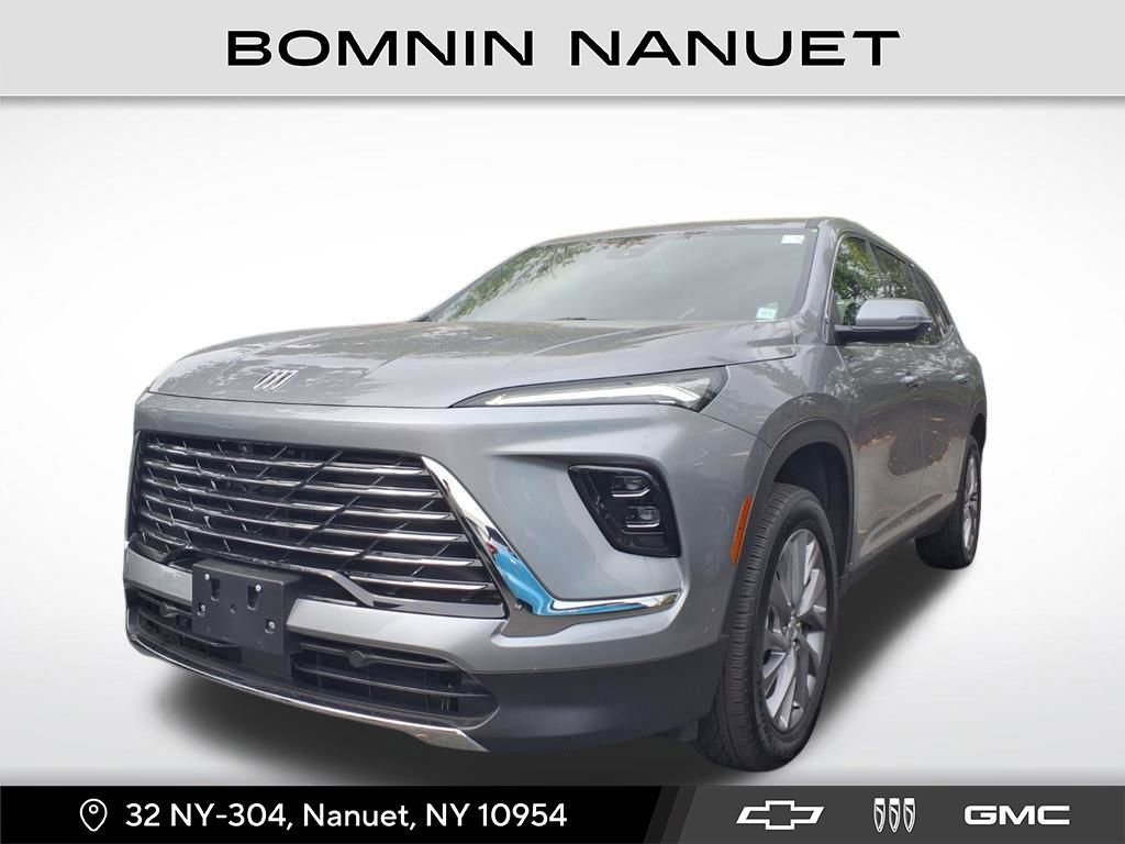 Used 2025 Buick Enclave Preferred w/ Power Package image 1