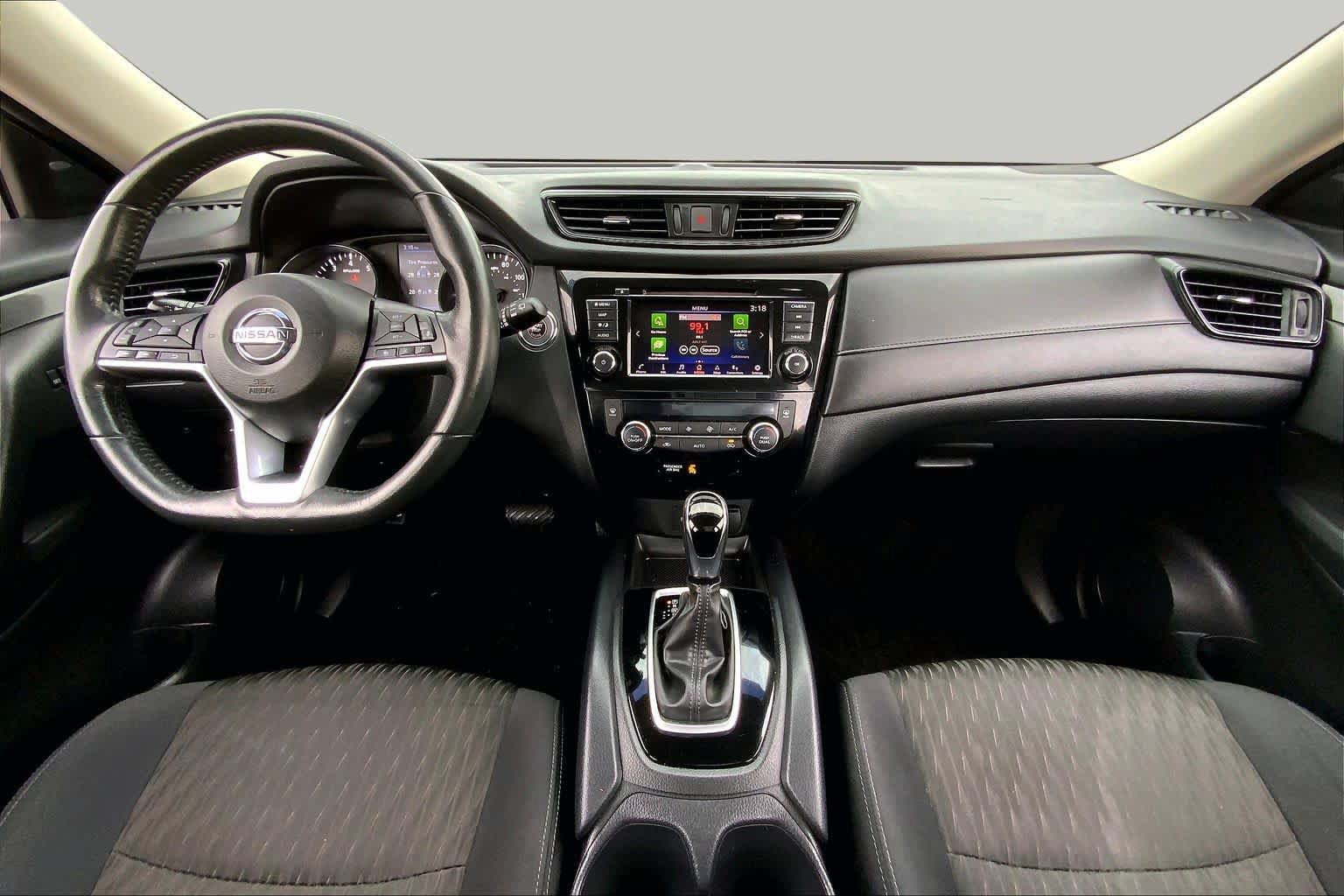 Used 2018 Nissan Rogue SV w/ Premium Package FWD image 15