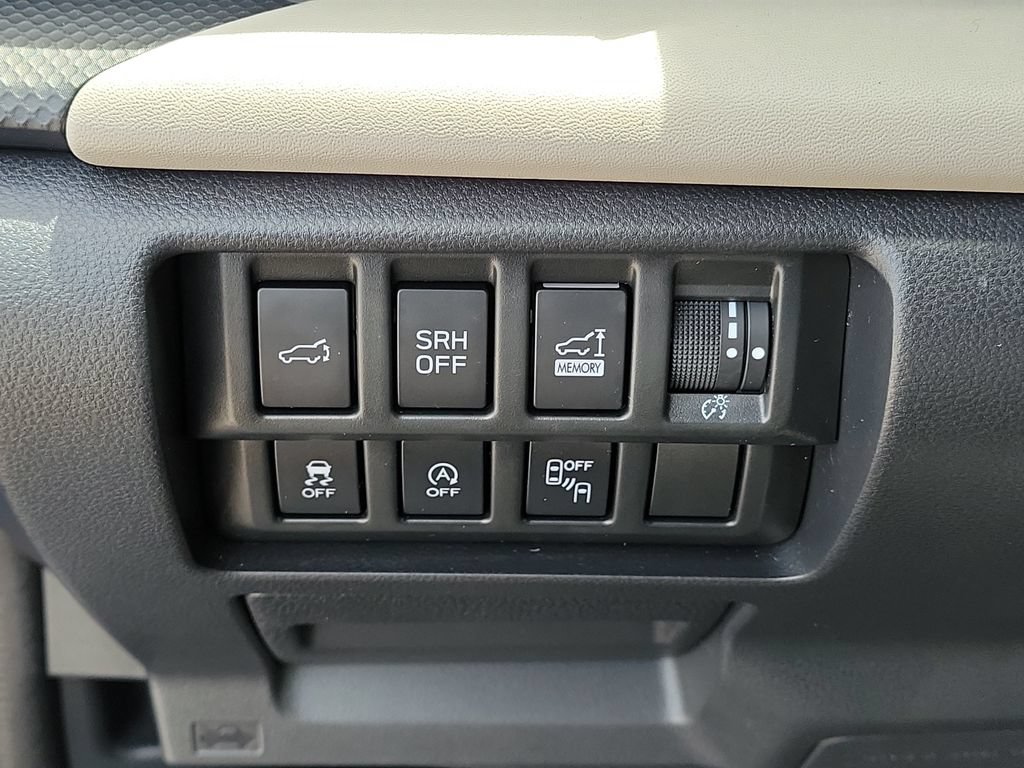 Certified 2023 Subaru Forester Limited AWD/4WD image 36