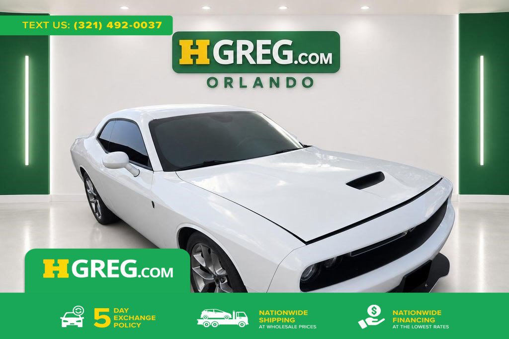 Used 2022 Dodge Challenger GT RWD image 1
