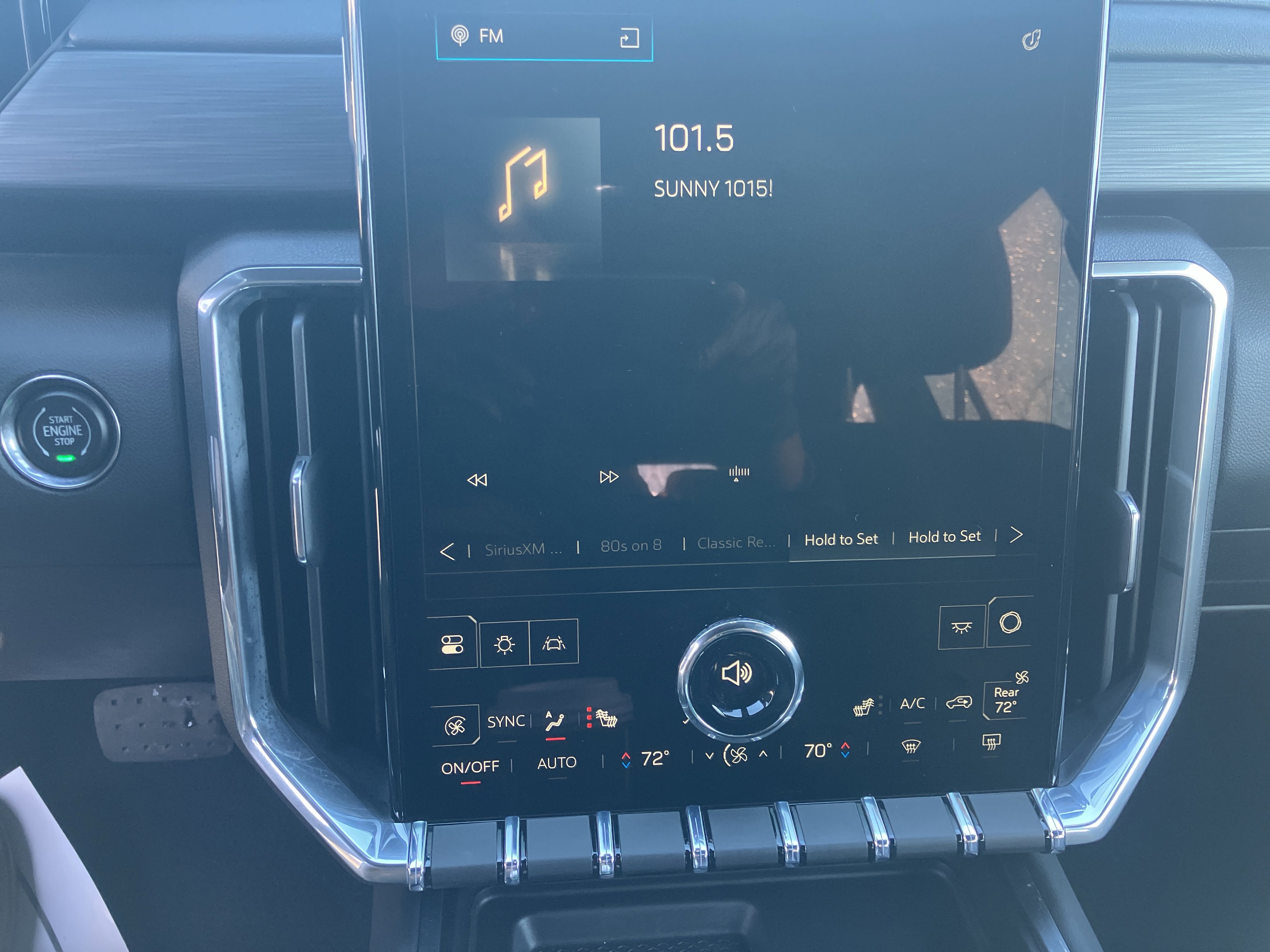 Used 2025 GMC Acadia Elevation image 30