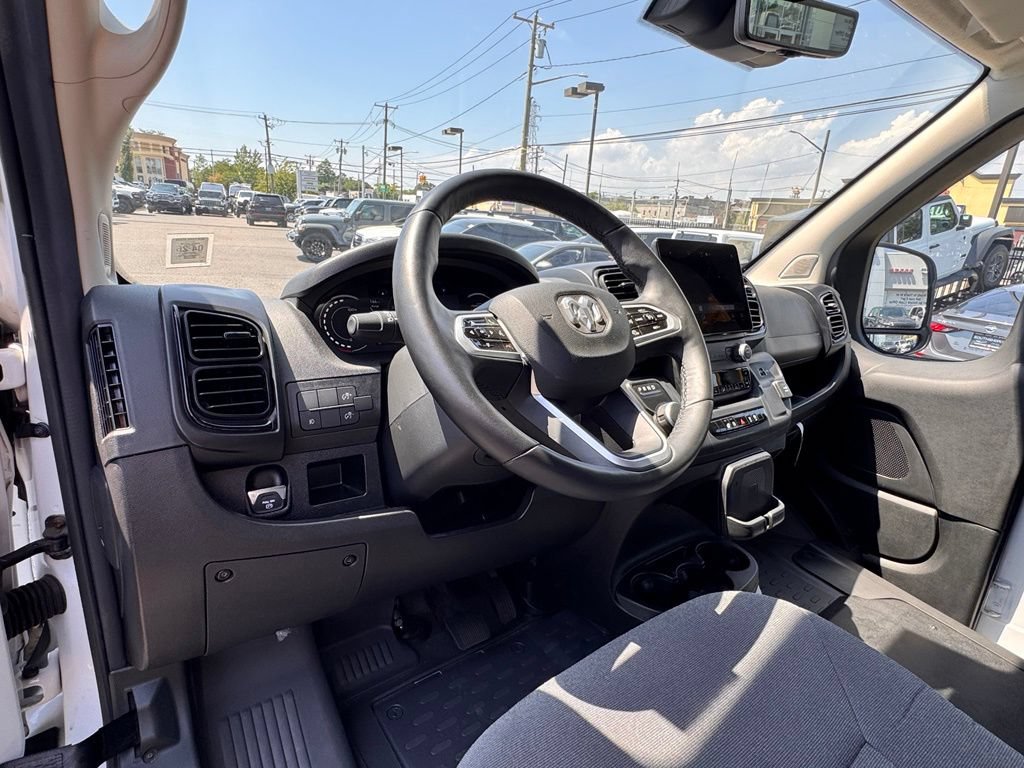 Used 2024 RAM ProMaster 3500 w/ Delivery Van Package FWD image 19
