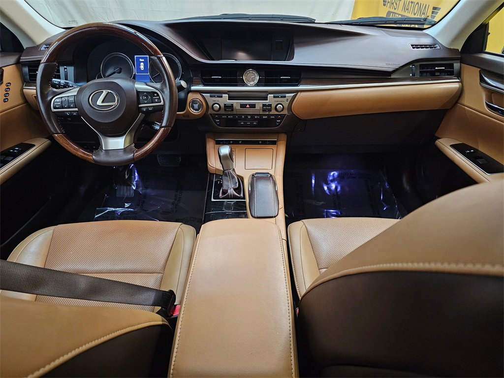 Used 2017 Lexus ES 350 image 18