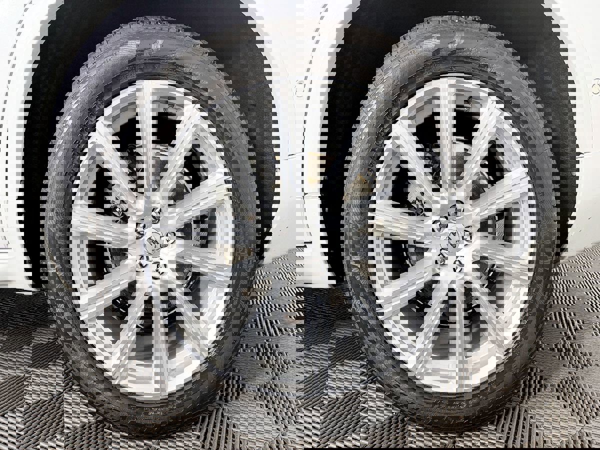 Used 2017 Volvo XC90 T6 Inscription w/ Vision Package image 23