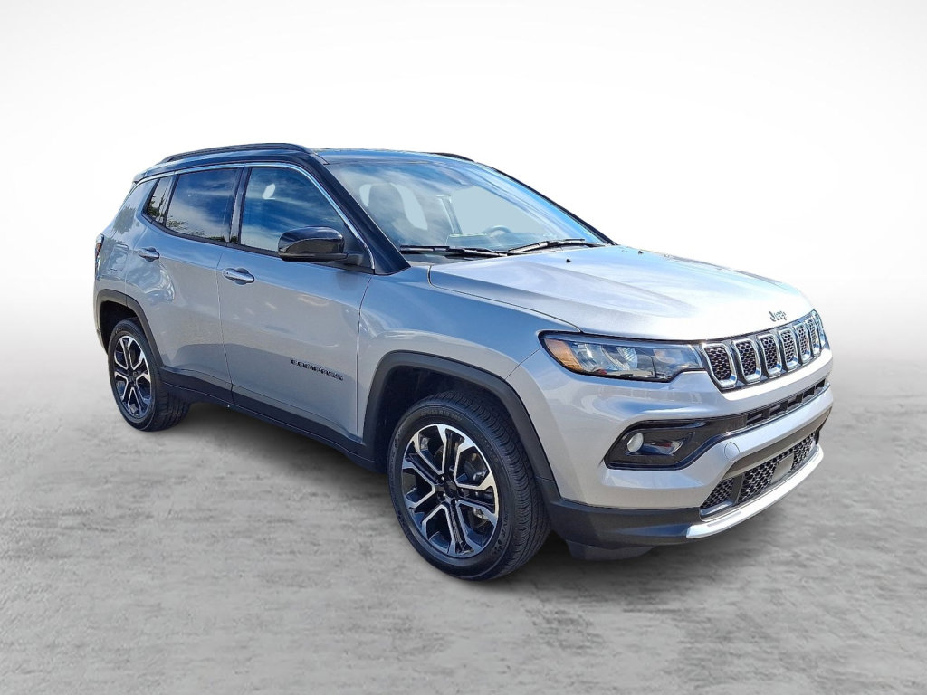 Used 2024 Jeep Compass Limited image 7