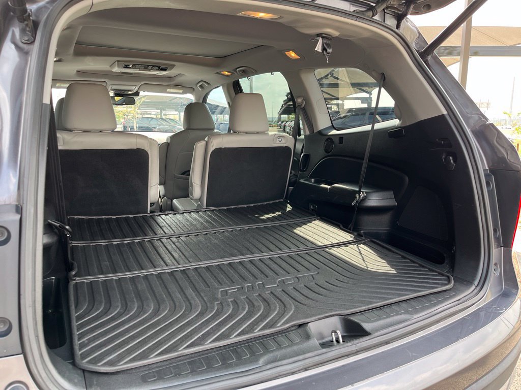 Used 2017 Honda Pilot Elite image 10