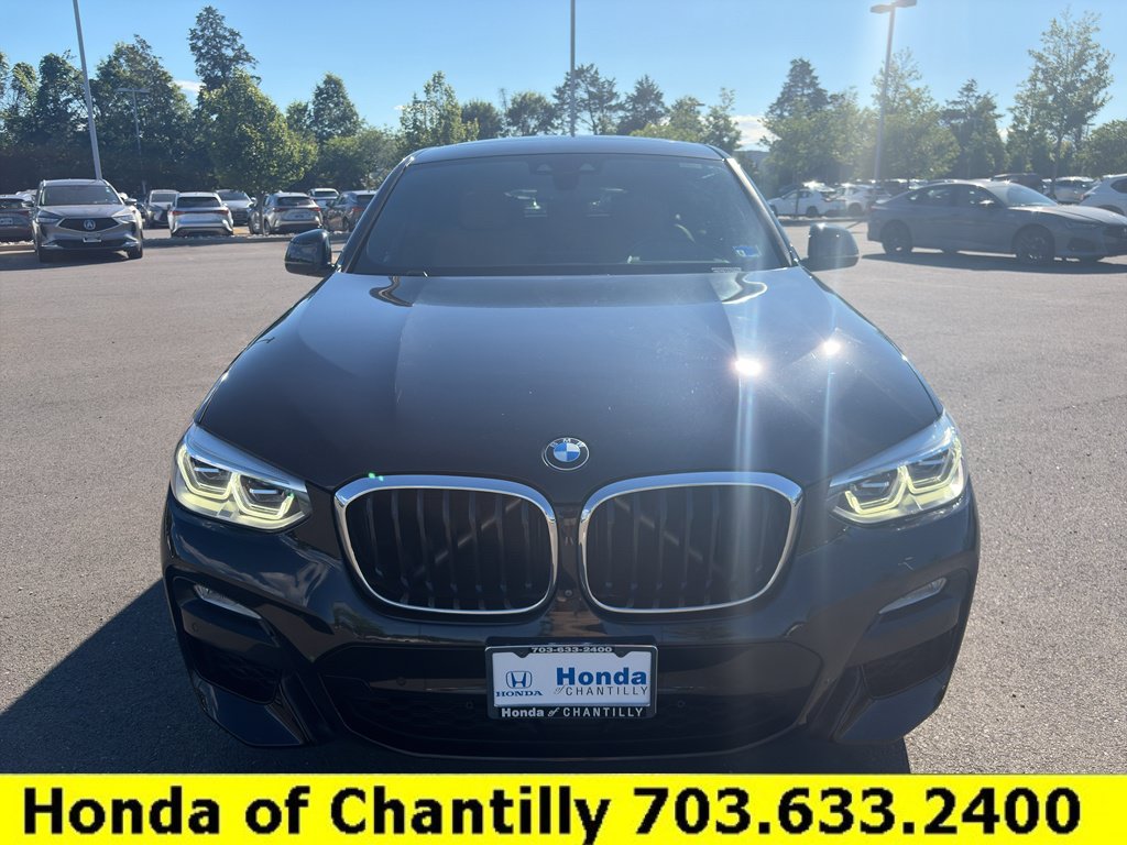 Used 2019 BMW X4 xDrive30i w/ Executive Package AWD/4WD image 2