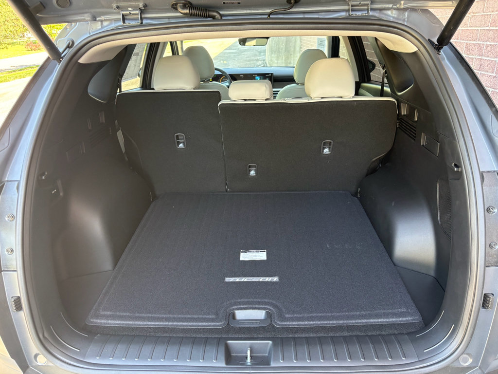 New 2026 Hyundai Tucson Limited FWD image 19