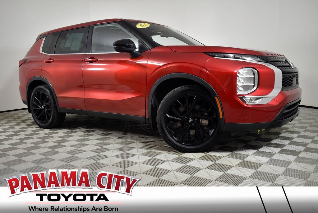 Used 2022 Mitsubishi Outlander SE