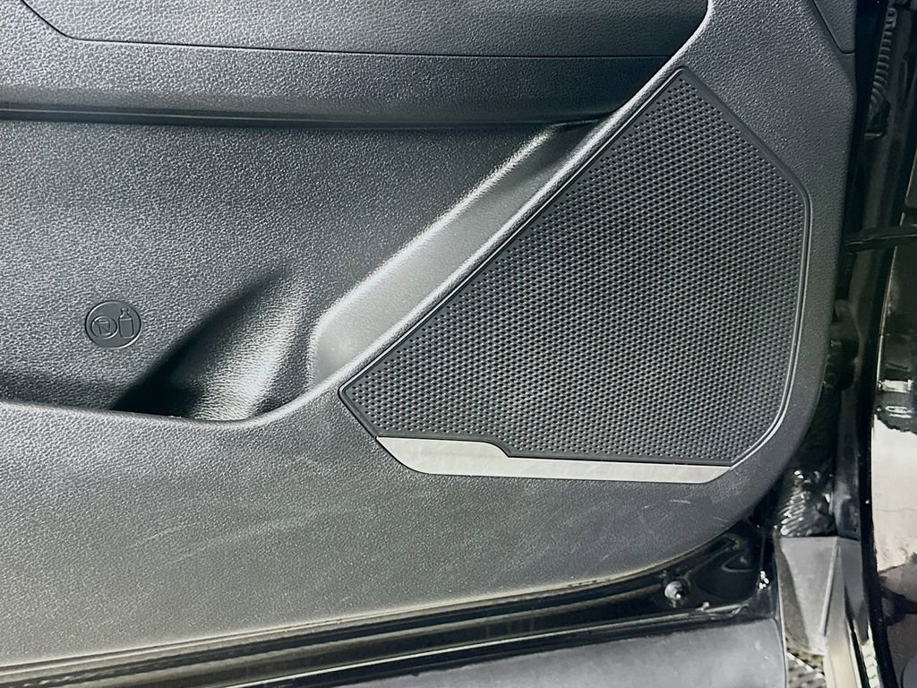 Used 2024 Kia Sportage LX image 18