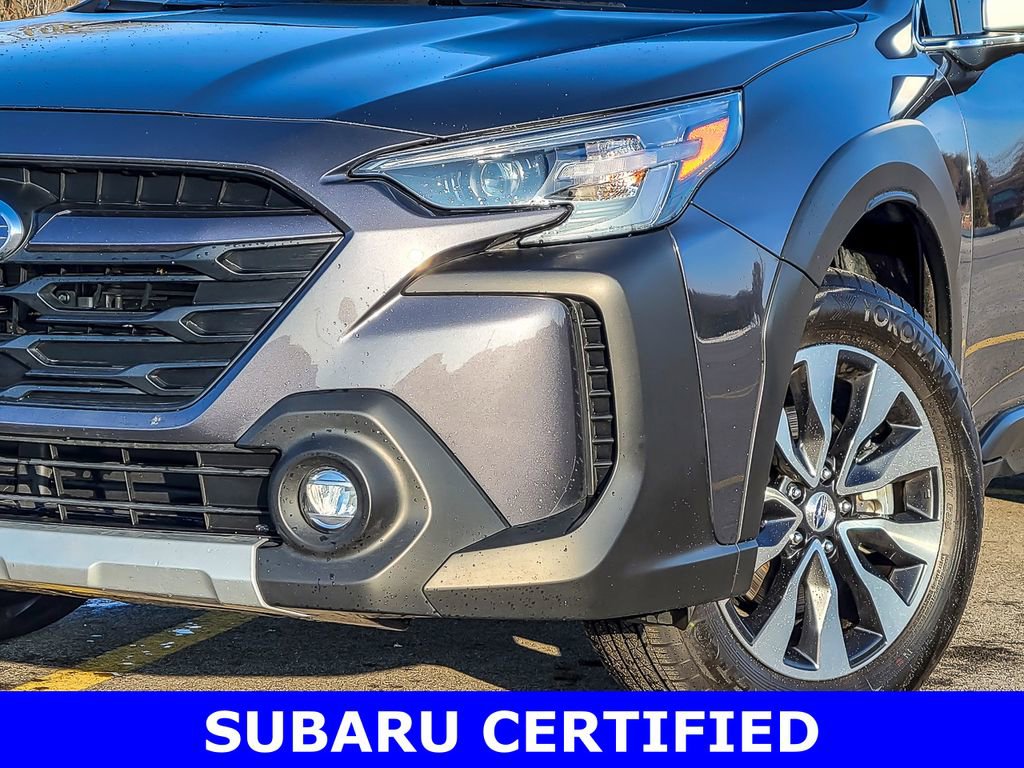 Used 2025 Subaru Outback Touring image 3