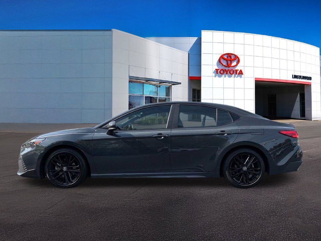 Used 2025 Toyota Camry SE FWD image 13