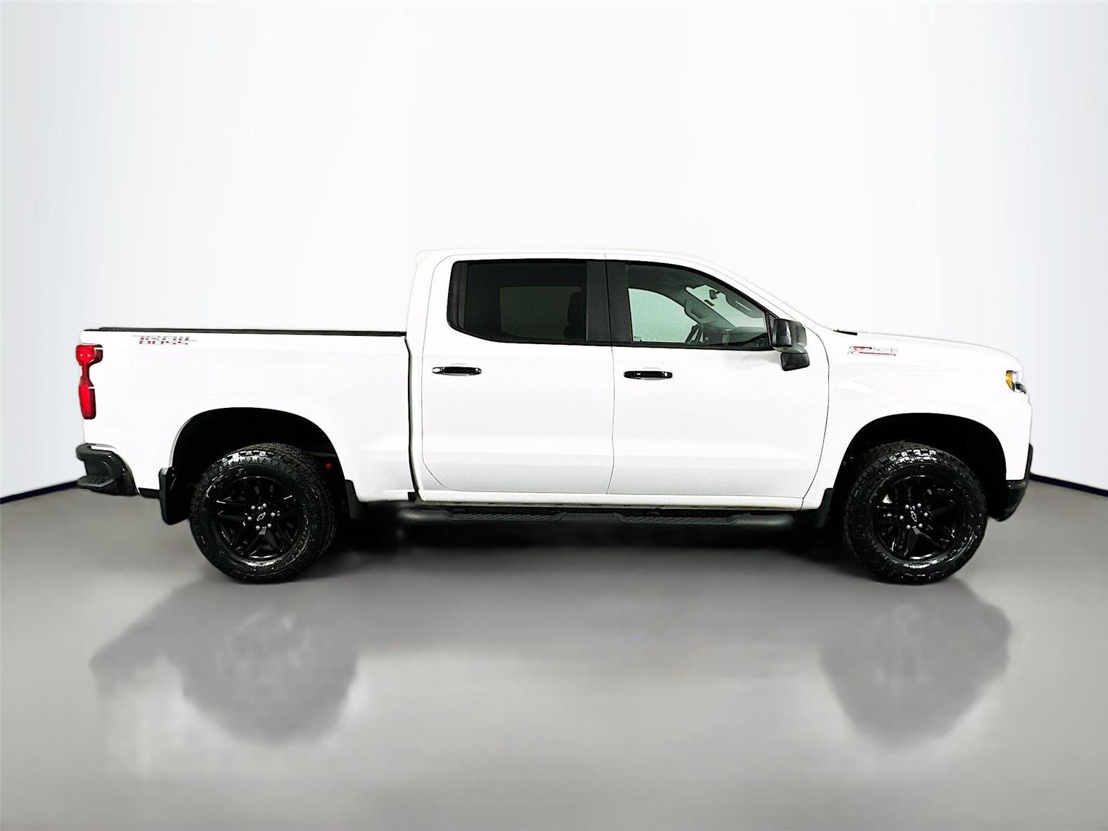 Used 2020 Chevrolet Silverado 1500 LT Trail Boss image 8