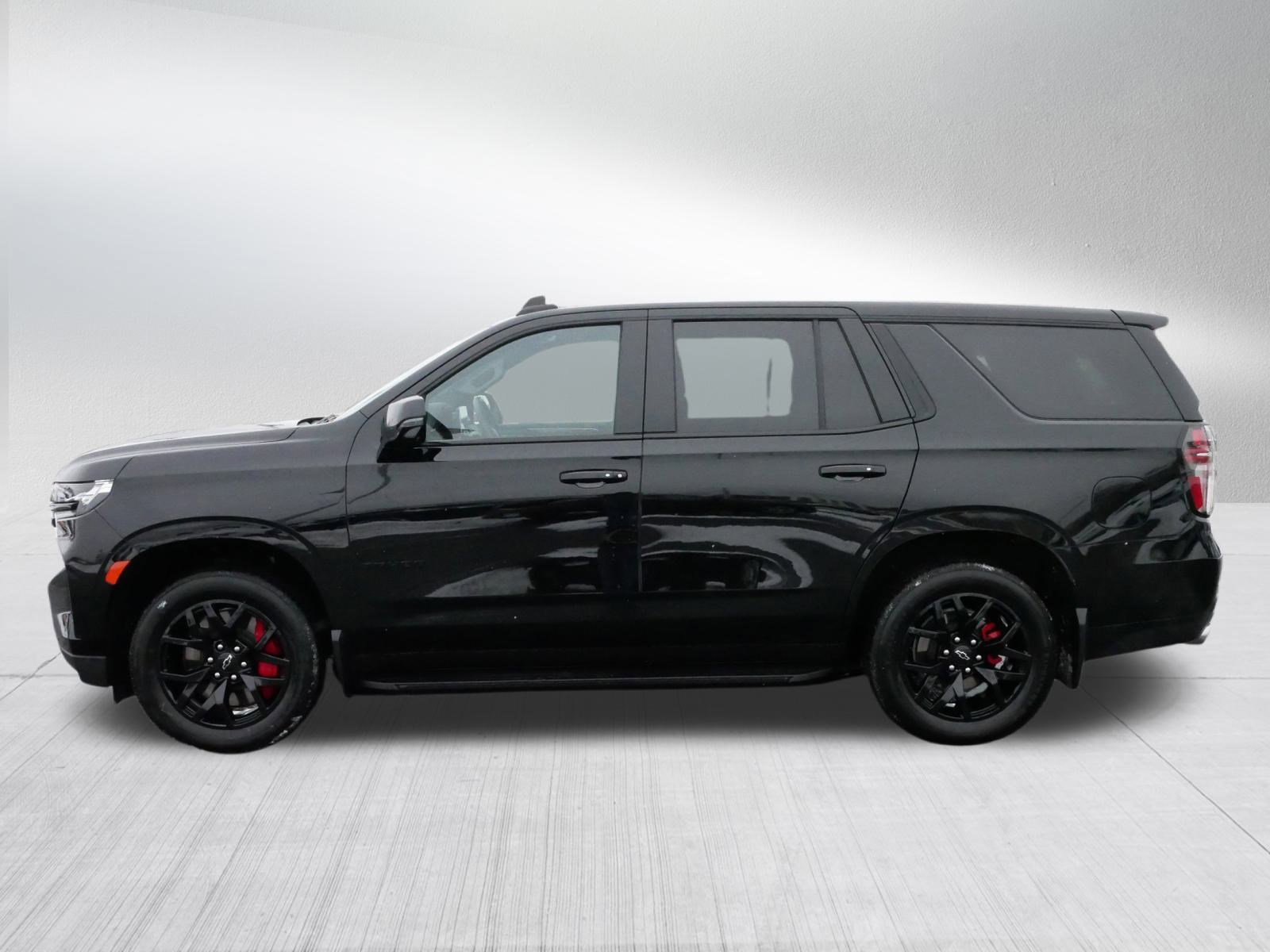 Used 2024 Chevrolet Tahoe RST w/ RST Performance Edition image 4