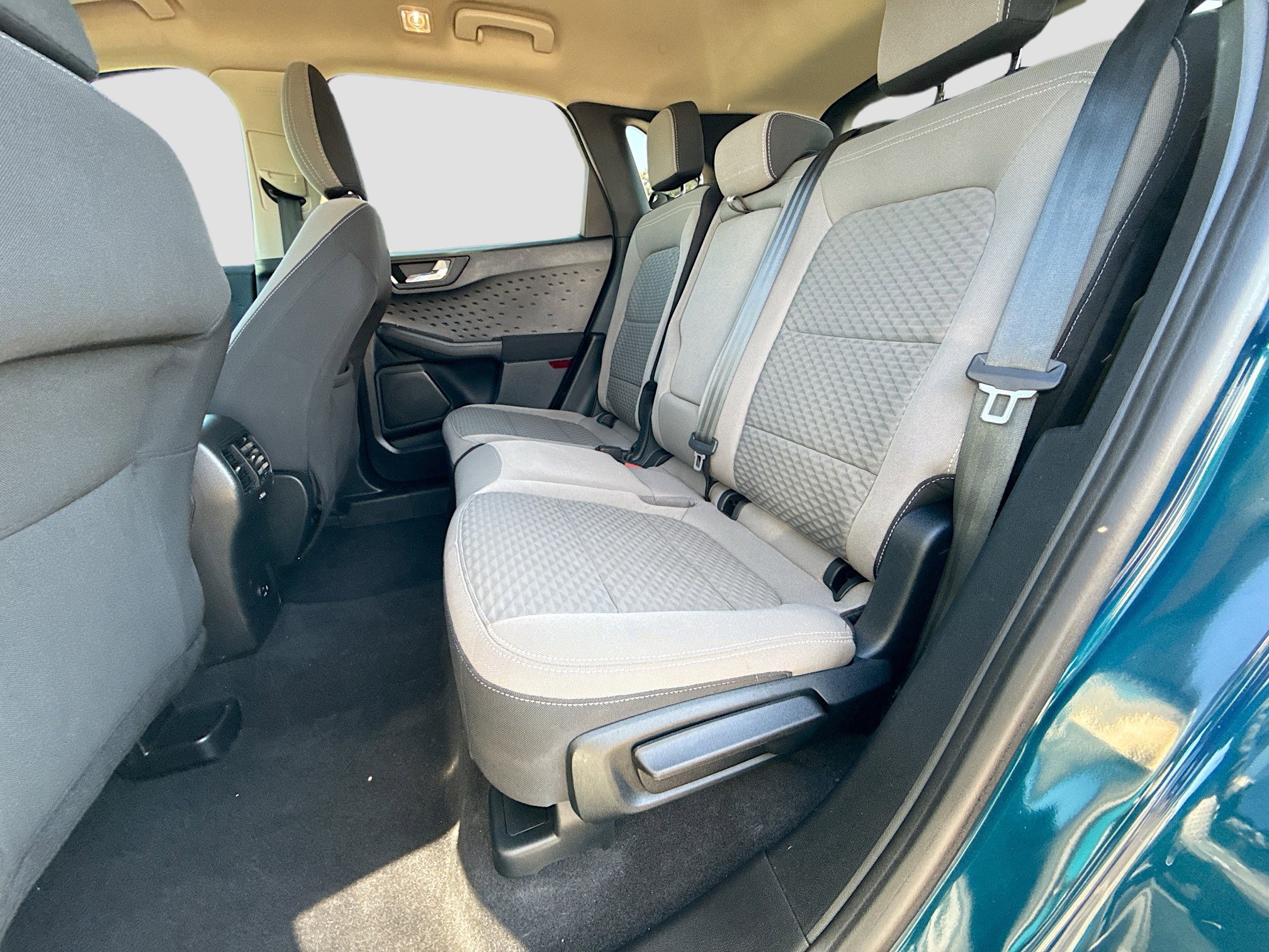 Used 2020 Ford Escape SE Sport image 20