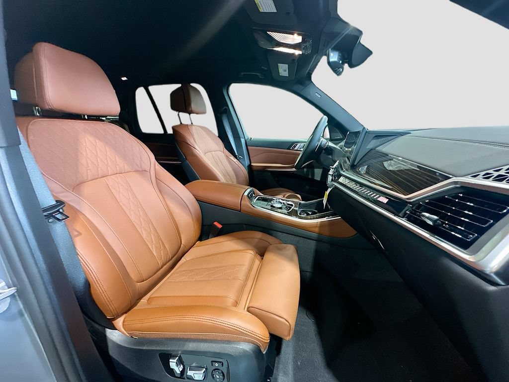 New 2026 BMW X5 M60i AWD/4WD image 30