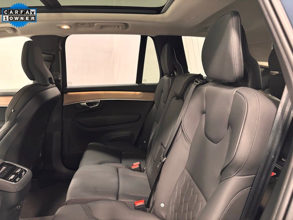 Certified 2025 Volvo XC90 B5 Plus image 21