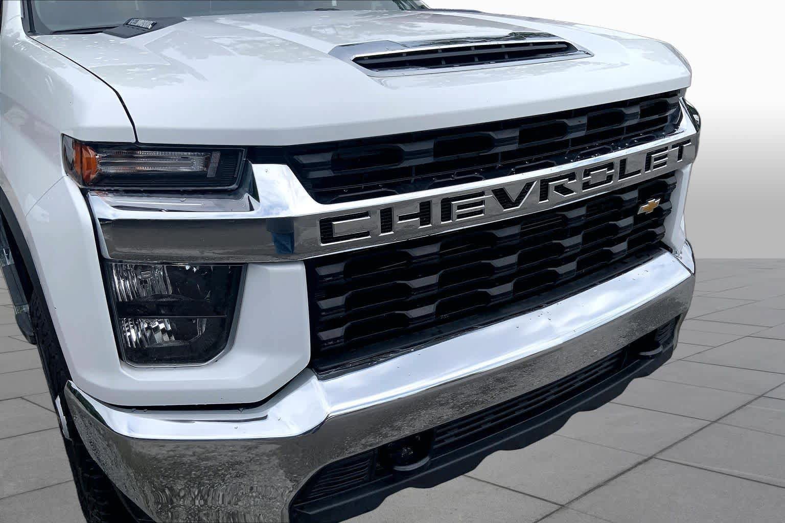 Used 2023 Chevrolet Silverado 2500 LT AWD/4WD image 30