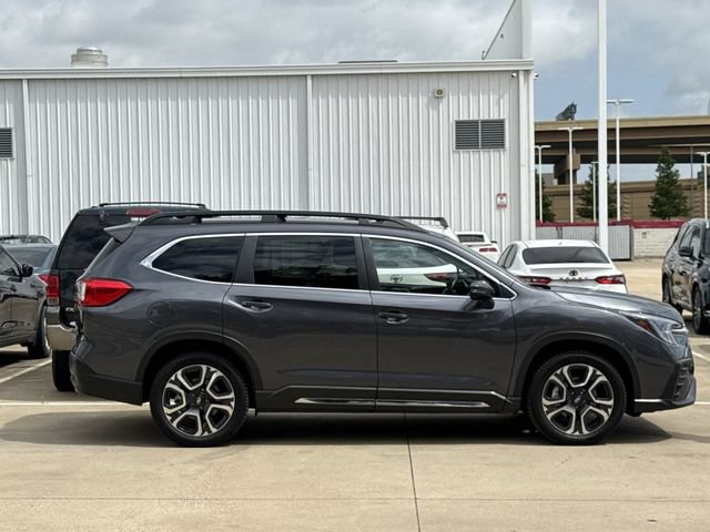 Used 2023 Subaru Ascent Limited AWD/4WD image 3