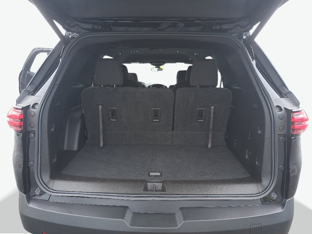 Used 2023 Chevrolet Traverse LT AWD/4WD image 14