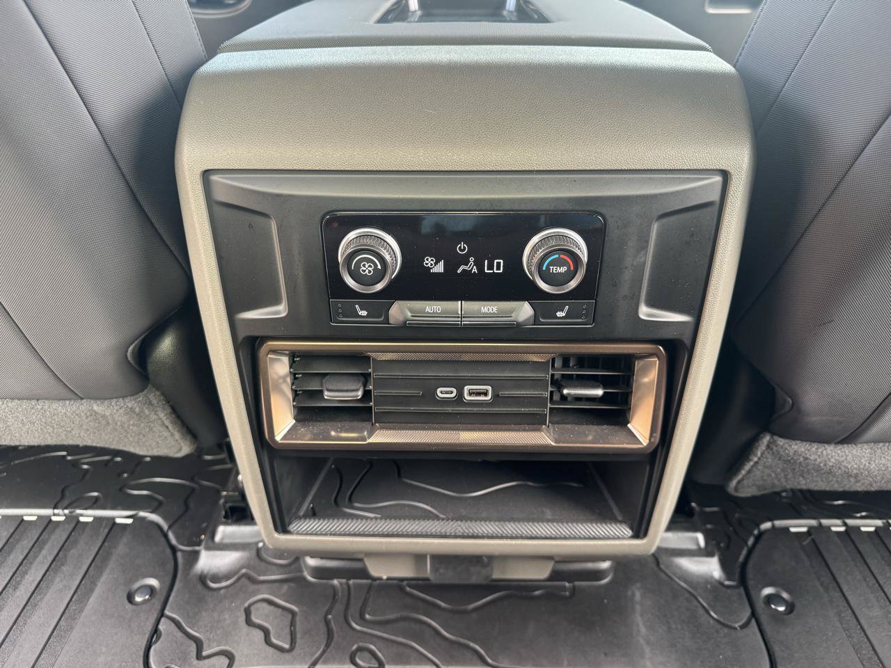 Used 2025 GMC Hummer EV 2X AWD/4WD image 33