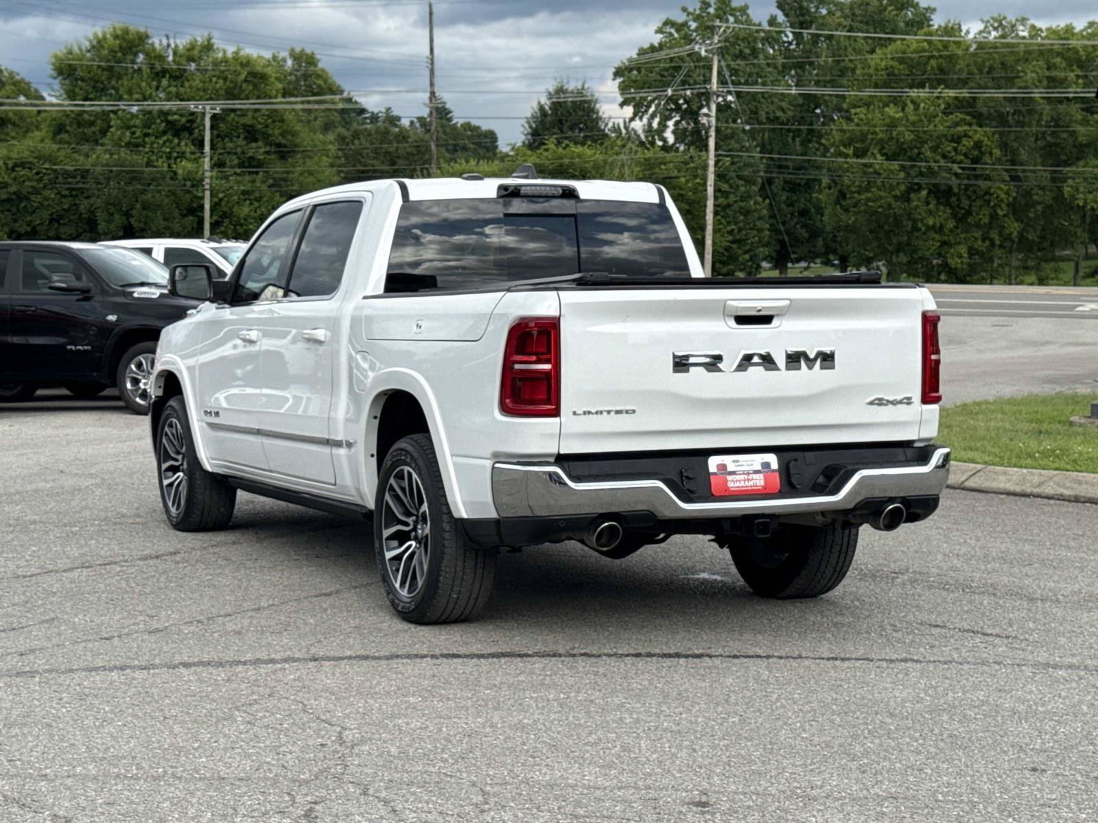 Used 2025 RAM 1500 Limited AWD/4WD image 7