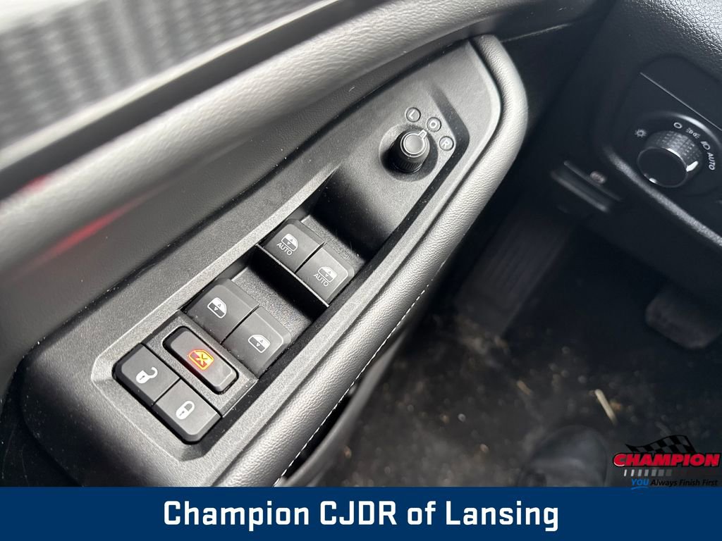 Used 2023 Jeep Grand Cherokee L Laredo AWD/4WD image 13