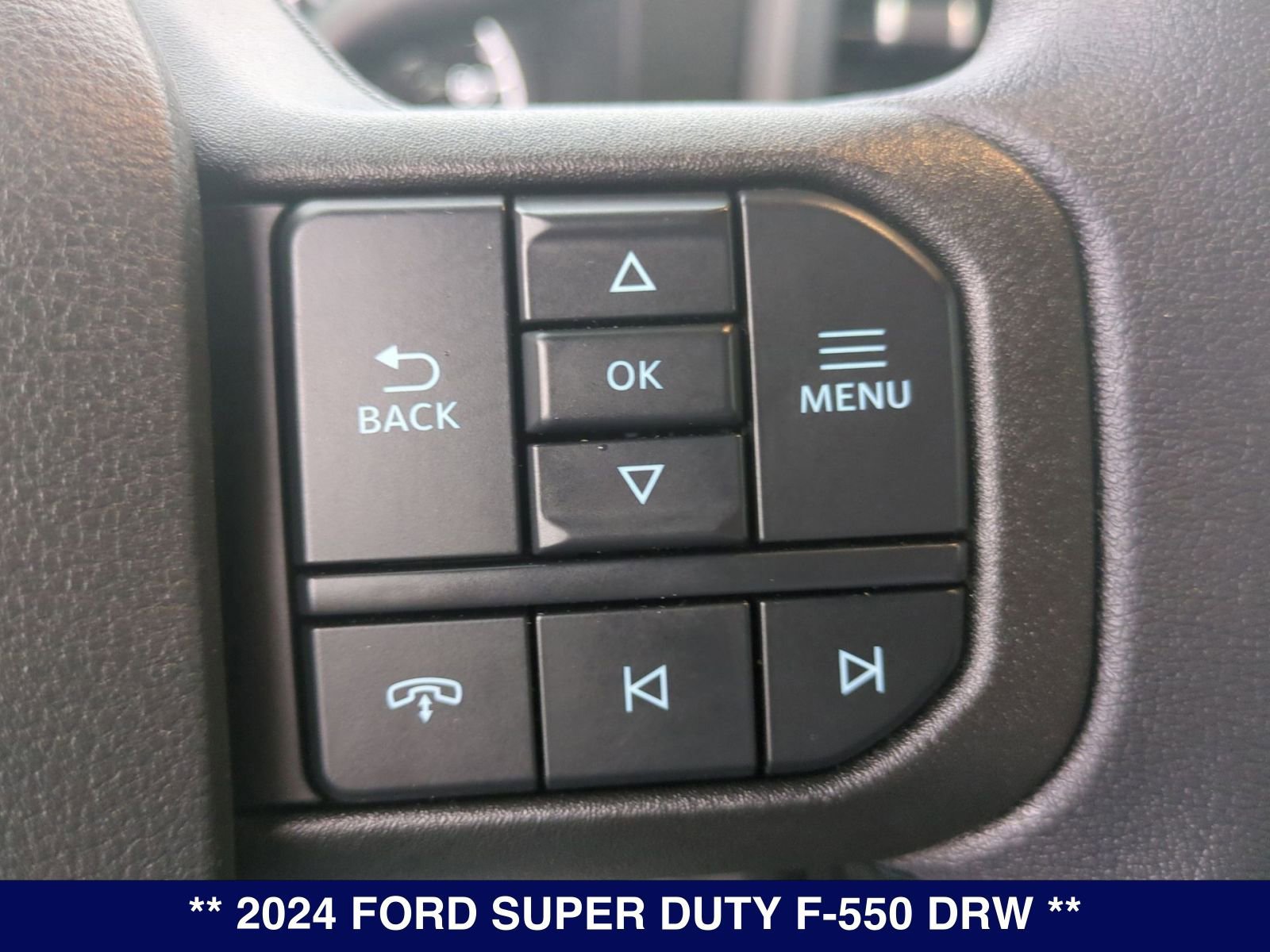 New 2024 Ford F550 4x4 Regular Cab Super Duty image 18