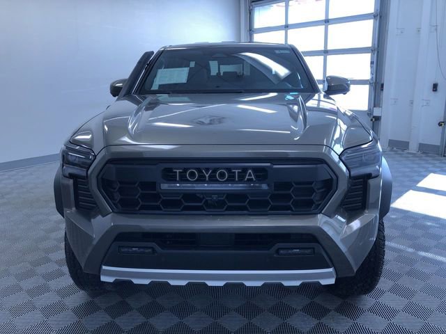 Certified 2025 Toyota Tacoma Trailhunter image 8