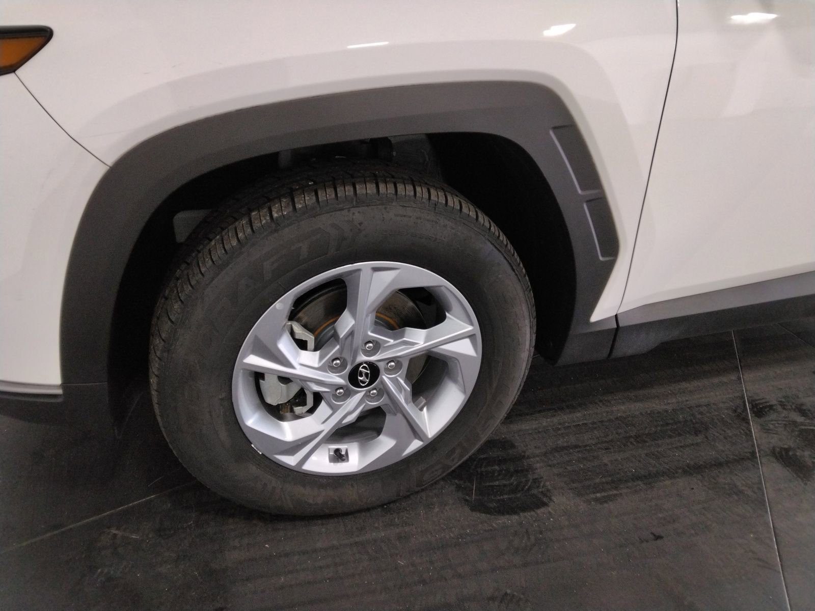 Used 2023 Hyundai Tucson SE image 37