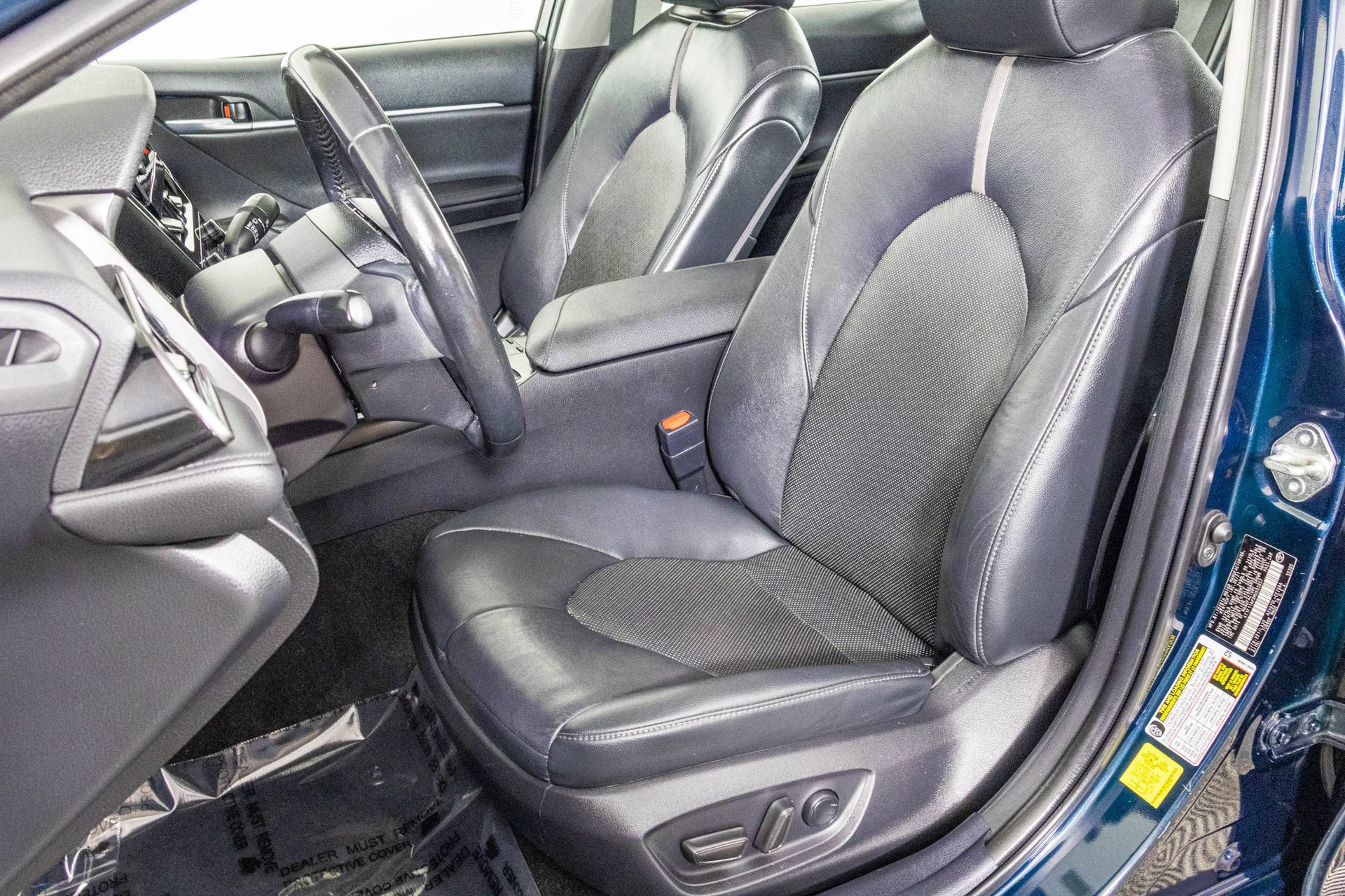 Used 2021 Toyota Camry XLE FWD image 21