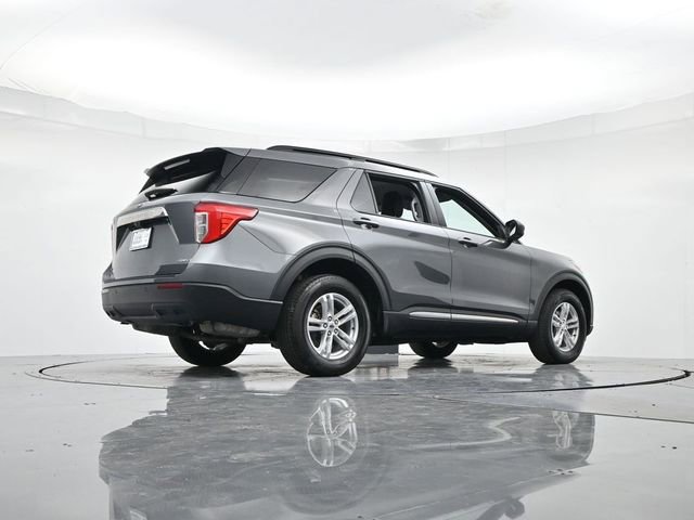 Used 2023 Ford Explorer XLT image 31
