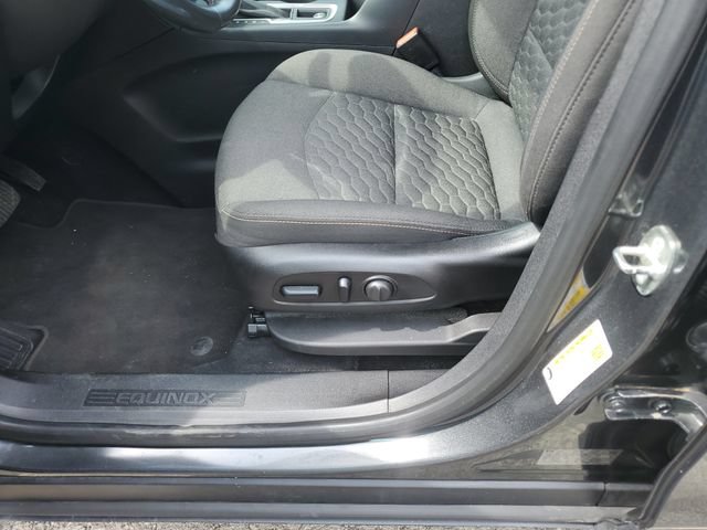Used 2018 Chevrolet Equinox LT FWD image 23