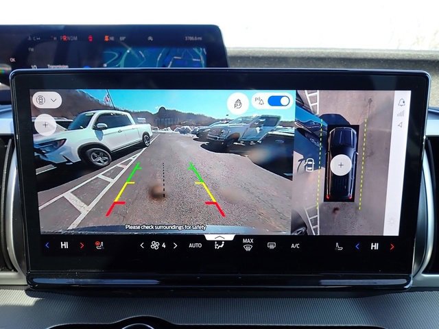 Used 2025 Ford Expedition Active image 27