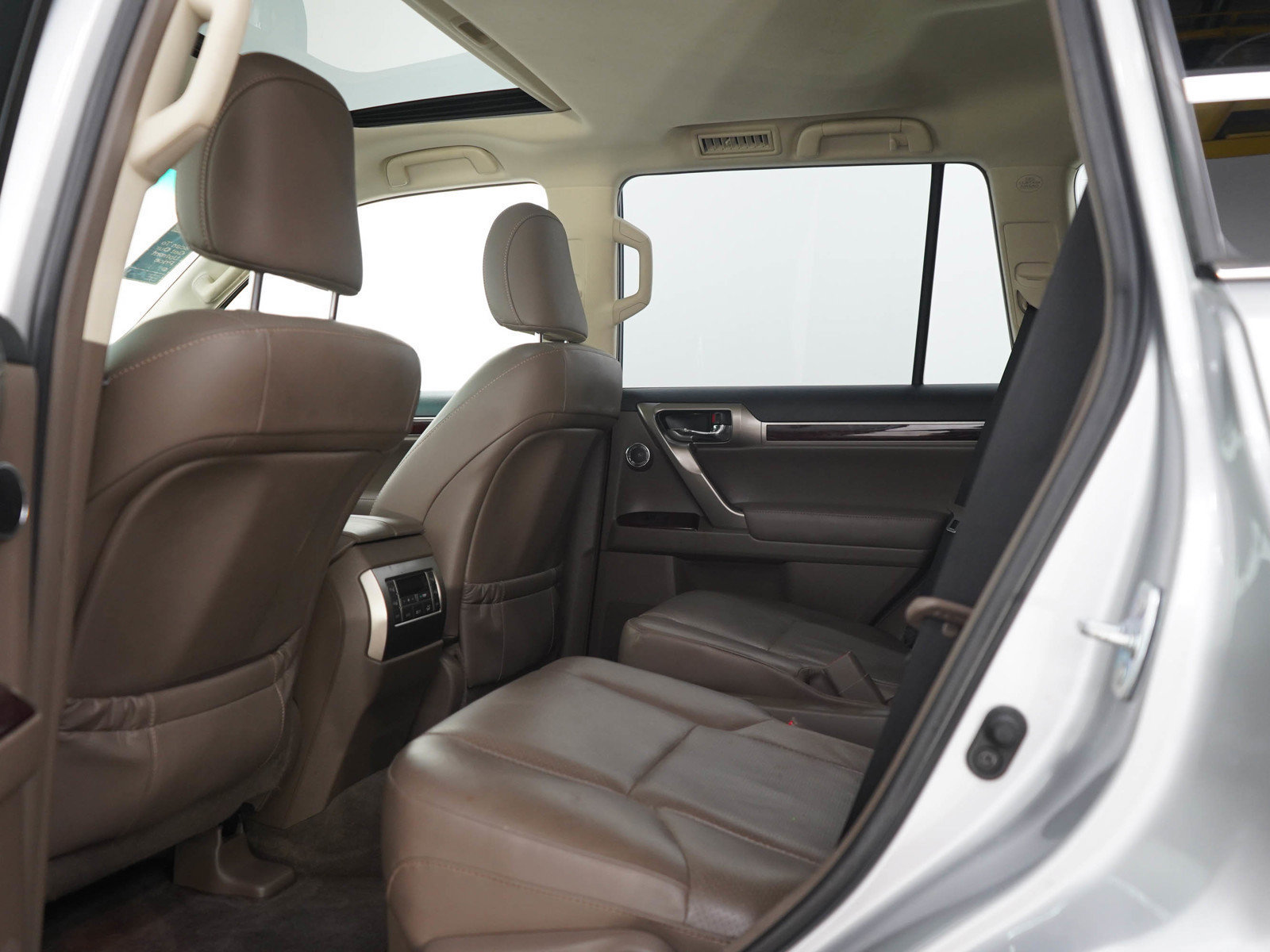 Used 2019 Lexus GX 460 Luxury AWD/4WD image 17