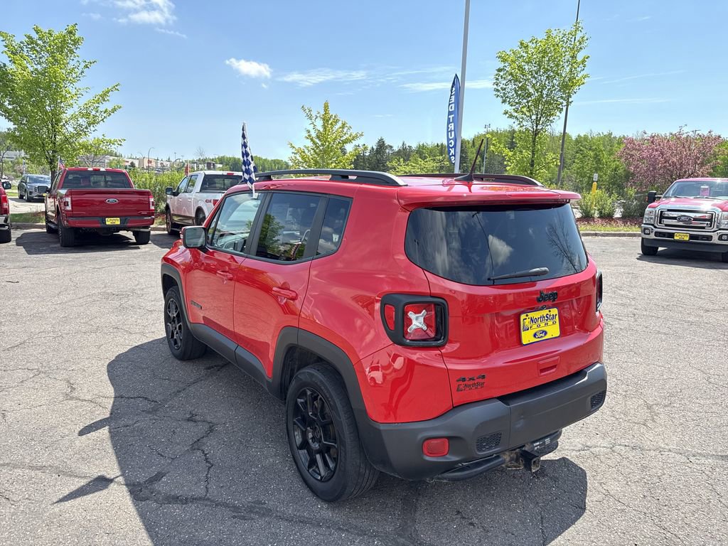 Used 2019 Jeep Renegade Altitude w/ Quick Order Package 2XM AWD/4WD image 17