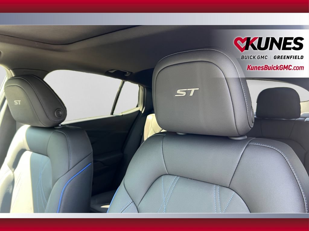 New 2026 Buick Envista Sport Touring w/ Convenience I Package FWD image 20